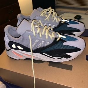 Yeezy wave runner 700 - mens size 15